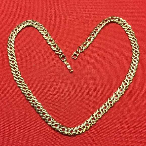 Gold Plate Curb Link Chain Necklace - Picture 6 of 10